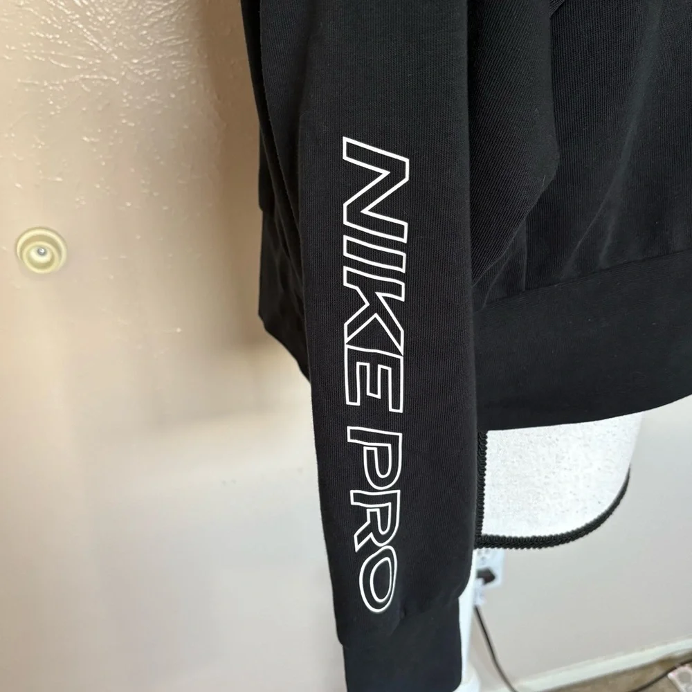 Nike pro dri